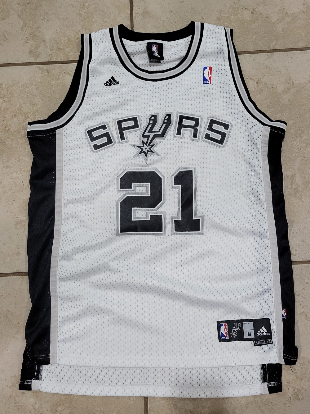 Adidas NBA San Antonio Spurs Tim Duncan Mens Size M Medium White jersey
